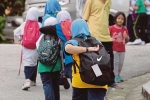 backpack weight guidelines, backpack weight guidelines, how much should your child s backpack weigh scientists have the answer, School children