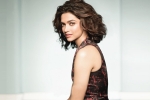 Deepika Padukone latest, Deepika Padukone, deepika takes a break for her first hollywood outing, Bajirao mastani