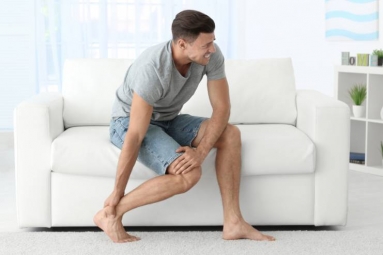 Four tips to manage joint pains during Monsoon Four tips to manage joint pains during Monsoon