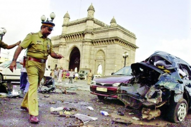 Mumbai Serial blast accused, Abu Salem and 5 others convicted