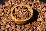 Pecans for Blood Sugar Levels experts, Pecans for health, how pecans can manage blood sugar levels, Apple