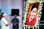 sushma swaraj narendra modi relationship, indian prime minister passport colour, sushma swaraj transformed mea narendra modi, Sushma swaraj