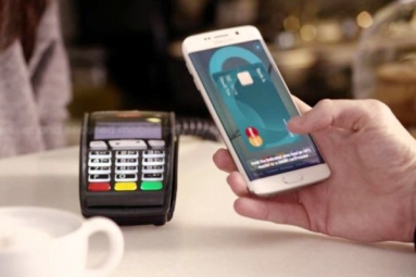 Use your mobile phone on swiping machines instead of Debit/Credit Cards