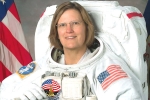 Challenger deep, astronaut, first american woman who walked in space reached the deepest spot in the ocean, Expeditions