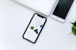 iPhone, Apple, apple in talks of shifting iphone production from china to india, Iphone 16 pro